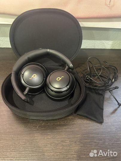 Беспроводные наушники