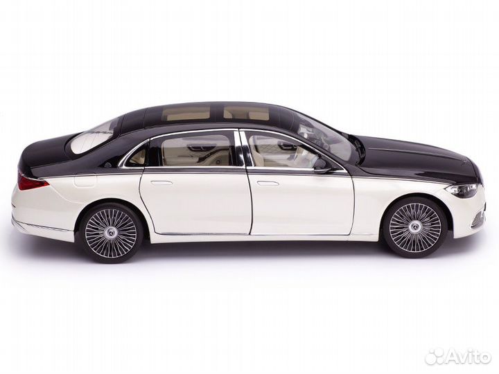 Модель 1/18 Mercedes-Maybach S650 X223 (W223) 2021