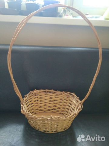 Корзинка плетеная