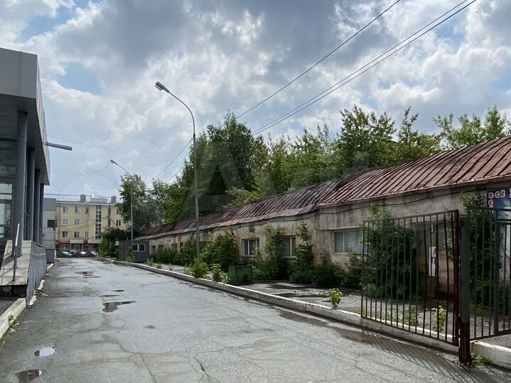 Свободного назначения, 687 м²