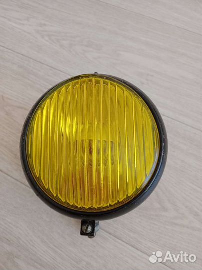 Фара противотуманная жёлтая СССР