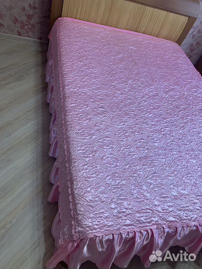 Покрывало на 2х спальную кровать