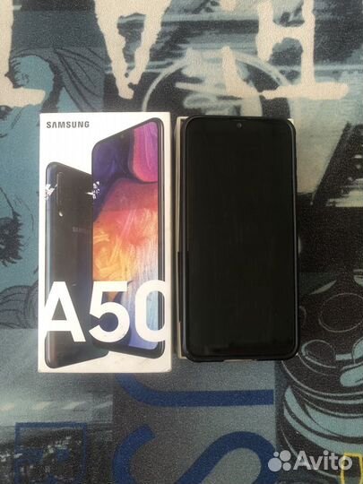 Samsung Galaxy A50, 4/64 ГБ