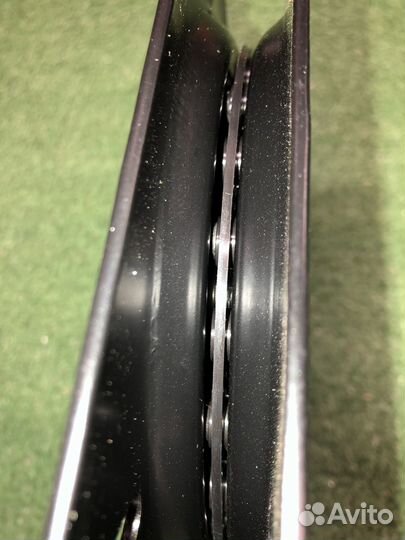 Поворотный механизм для кресла в лодку