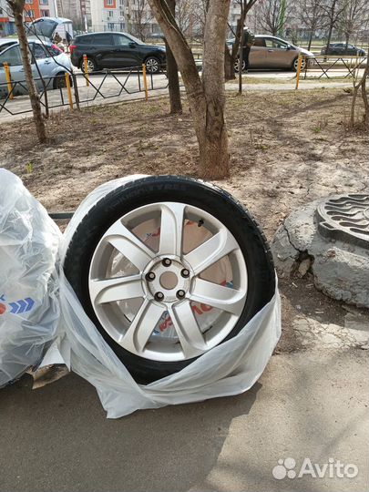 Nokian Tyres Nordman SZ 225/50 R17