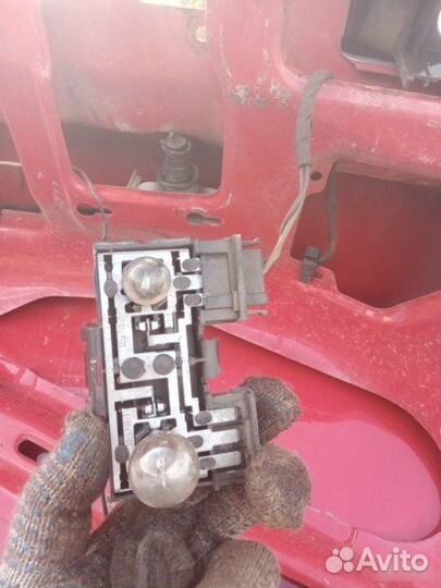 Плата фонаря задняя Volkswagen Passat 1990