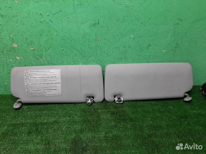 Козырек солнцезащитный (комплект) Honda Jazz 2004