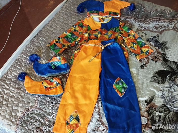 Костюм скомороха