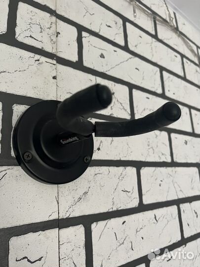 Держатель гитары настенный soundking