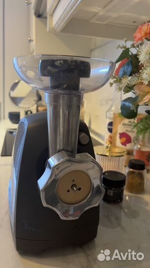 Новая Мясорубка Moulinex HV8 Plus ME682832