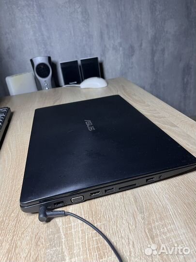 Ноутбук asus