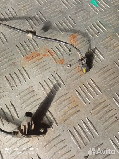 Датчик ABS Kia Sportage 3 передний правый