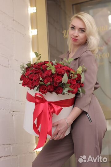 Коробка из 75 роз