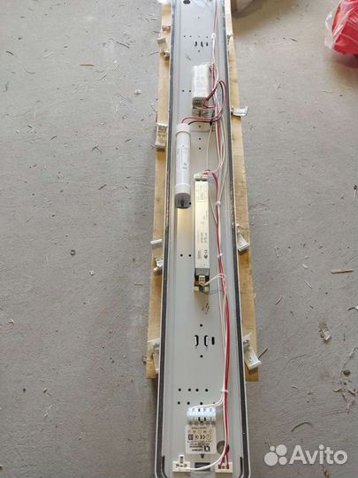 Табличка выход exit, светильник аварийный arctic