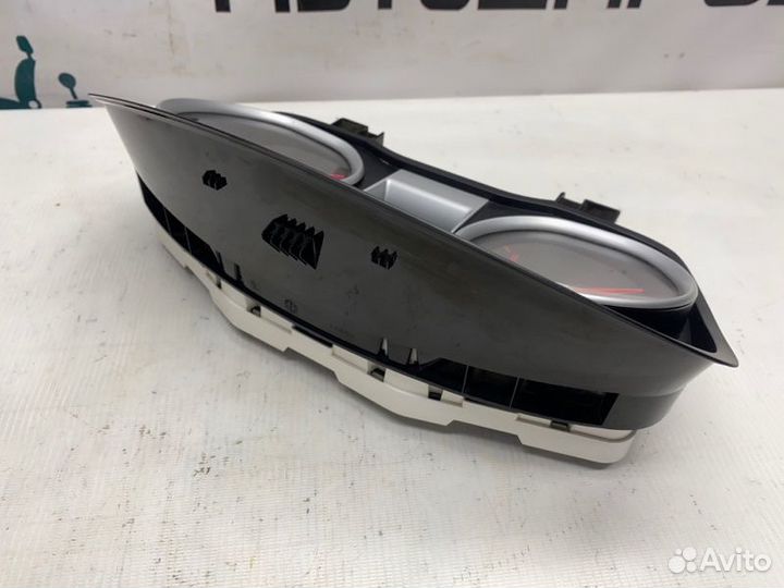 Щиток приборов Ford Focus хэтчбек 2010