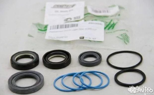 Ремкомплект рулевой рейки на все авто склад