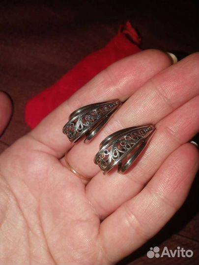 Серьги и брошь