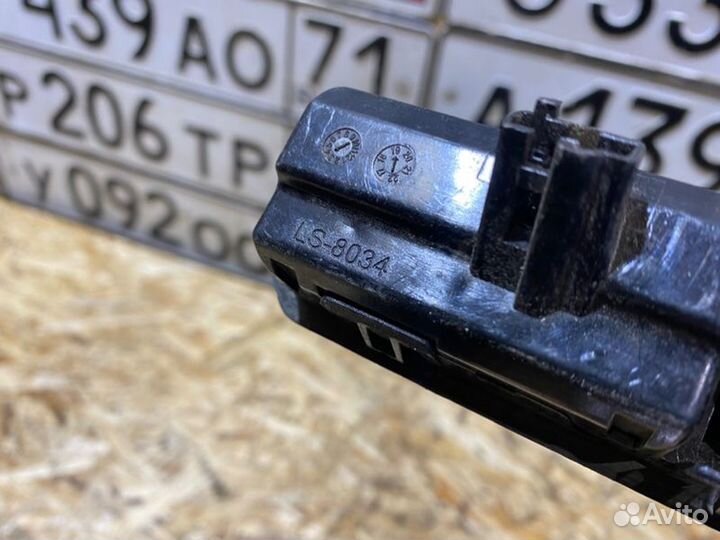 Камера заднего вида Volkswagen Polo седан 1.6 2017