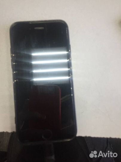 iPhone 6S, 64 ГБ