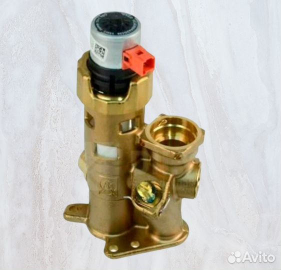 Трехходовой клапан латунный Vaillant Turbo/atmotec