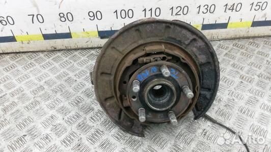 Ступица задняя левая land rover freelander 2 (DSV1