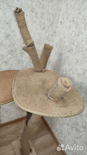 Когтеточка для кошки, лазалка