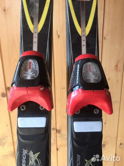 Горные лыжи и ботинки