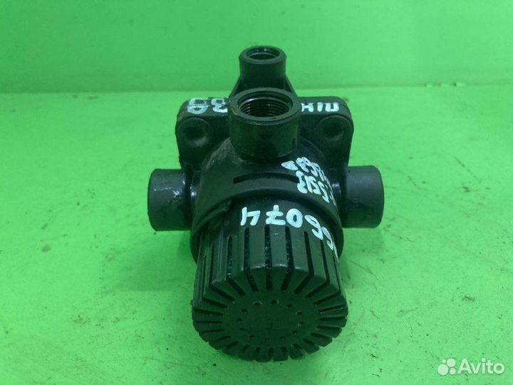 Ускорительный клапан MAN TGX