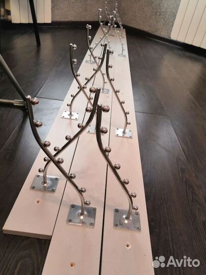 Крючки для одежды