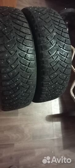 Michelin X-Ice North 4 185/65 R15 92D