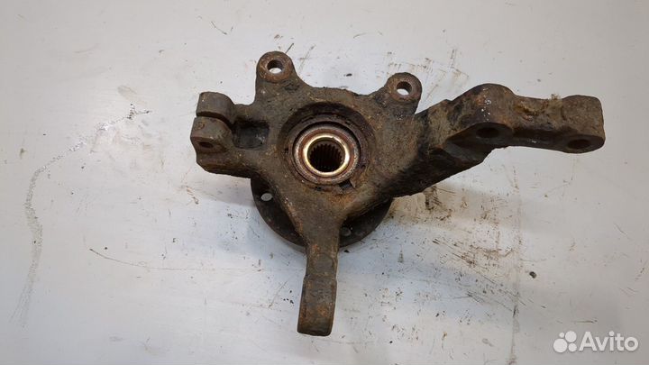 Ступица (кулак, цапфа) Nissan Micra K12E, 2005