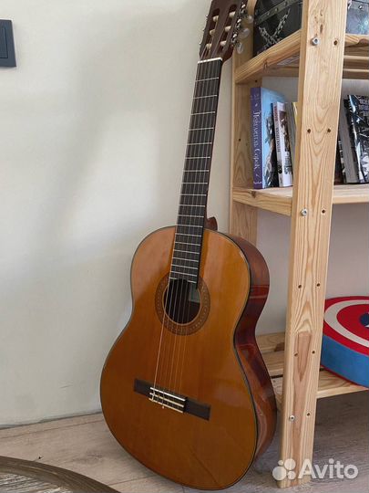 Классическая гитара yamaha CG142C