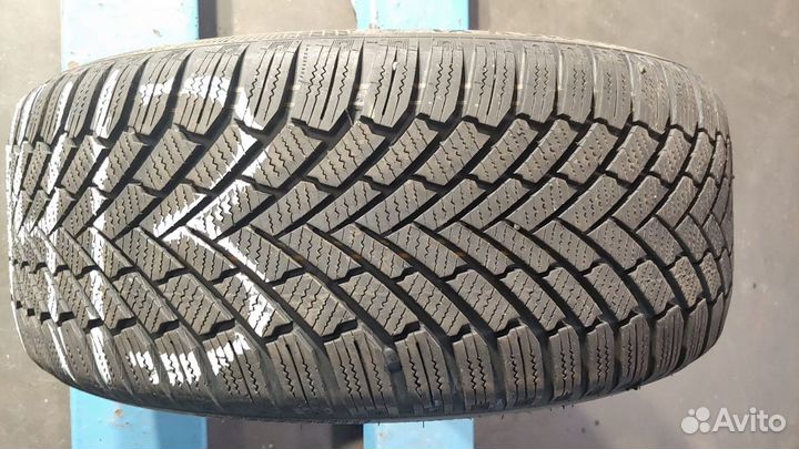 Continental ContiWinterContact TS 860 215/45 R16 90V