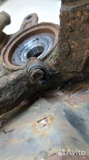 Ступица (кулак, цапфа) правая передняя Honda Civic