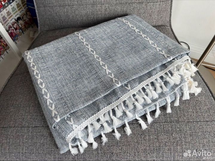 Новая льняная скатерть с кисточками 210 на 285 см