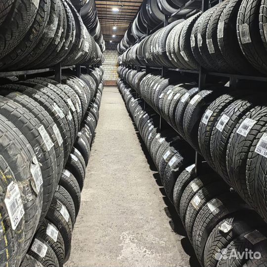Nokian Tyres Hakkapeliitta 8 SUV 235/60 R18 107H
