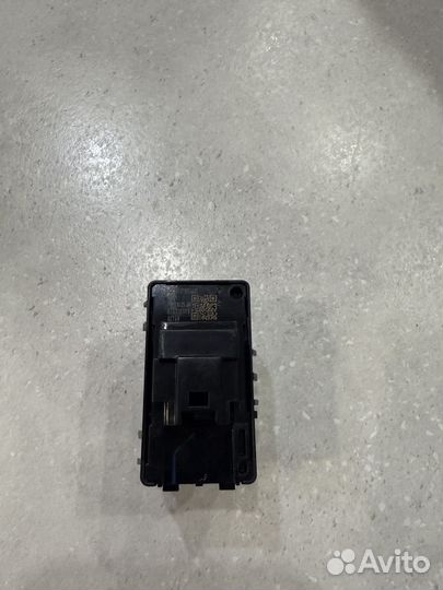Кнопка стеклоподъемника mercedes