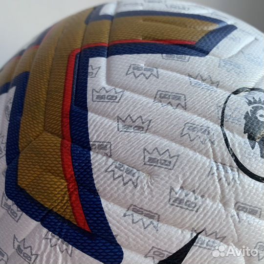 Футбольный мяч