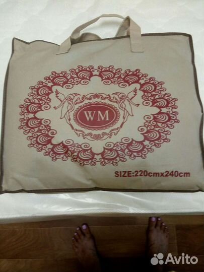 Новое покрывало с наволочками