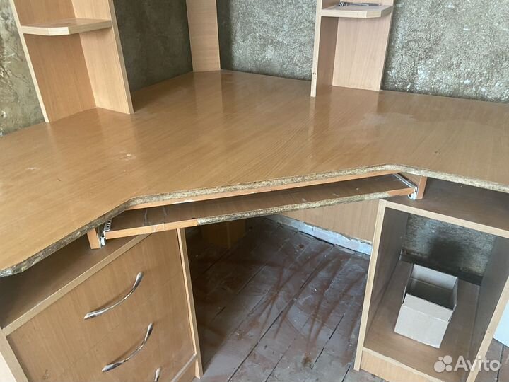 Отдам бесплатно мебель