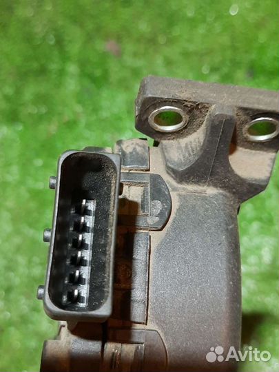 Педаль газа Ниссан Альмера Н16