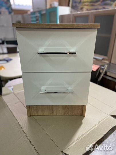 Тумба прикроватная 