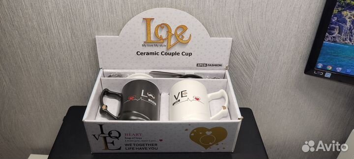 Парные кружки для влюбленных Love