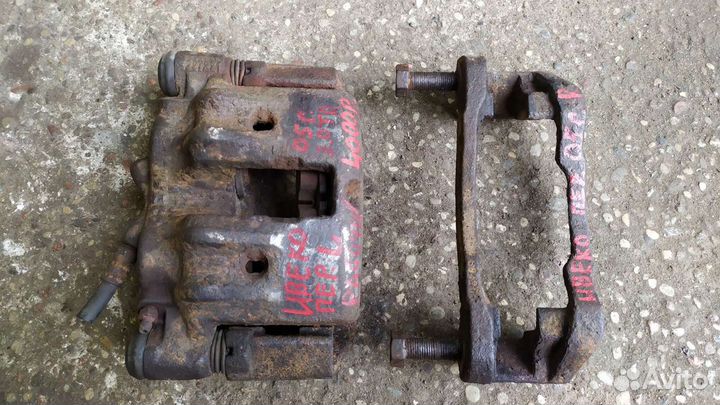 Суппорт передний левый Ивеко Дели 2005г