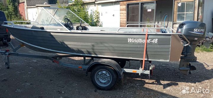 Лодка Windbot