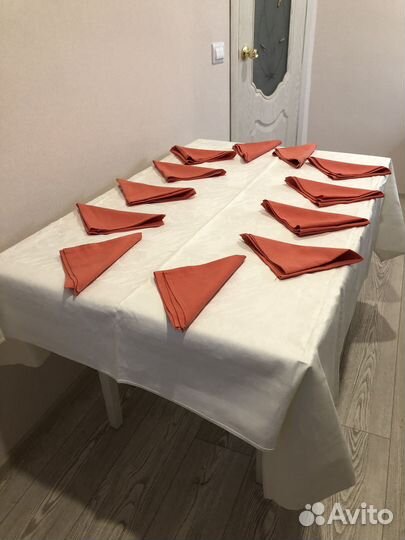 Скатерть из льна белая