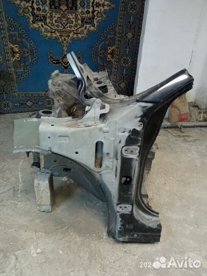 Левый лонджерон Стакан. Стойка. Ниссан Альмера