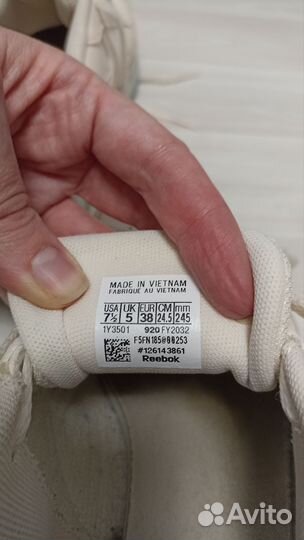 Кроссовки reebok женские 38