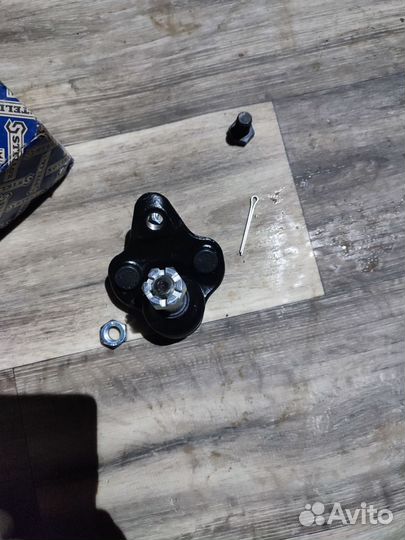 Опора шаровая Toyota Corolla 95-01