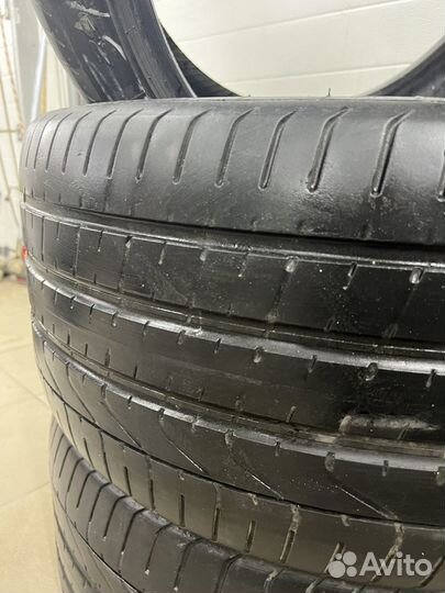 Pirelli P Zero 295/35 R21